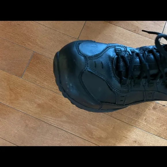 RED WING SHOES Aluminum Toe Work Shoe Sneakers 11