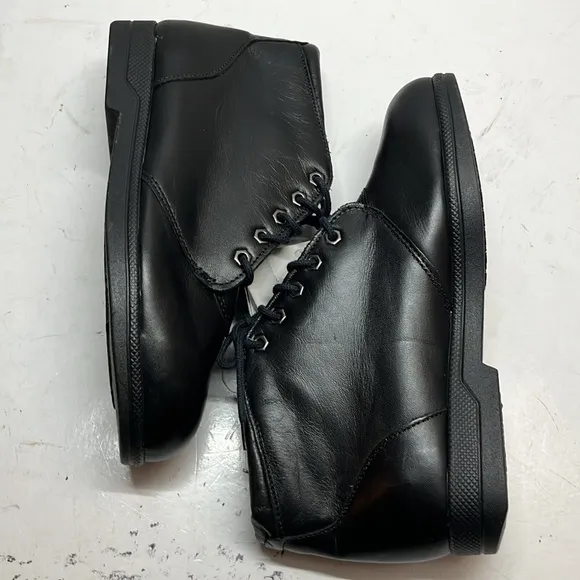 Red Wings Steel Toe Safety Work Shoes Womans 6 1/2D. NEW