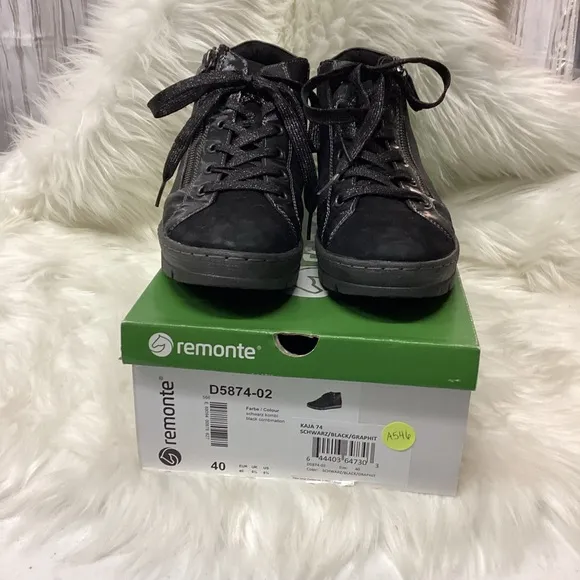 Remonte Kaja High-Top Sneakers - Black - Zip Closure - Size 8 1/2 - New In Box