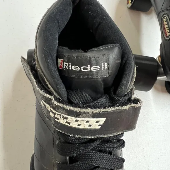 Riedel Black Women's Roller Shoes