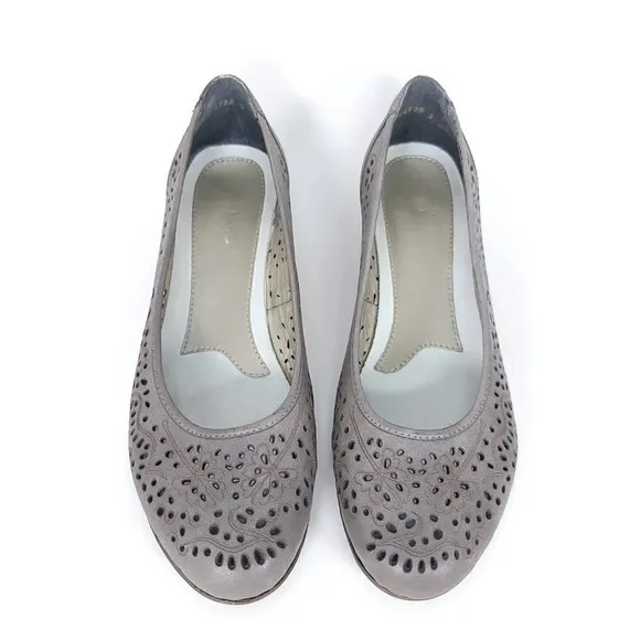 RIEKER Connie Womens 8 Low Wedge Heel Slip On Shoes Business Casual Cute Comfort