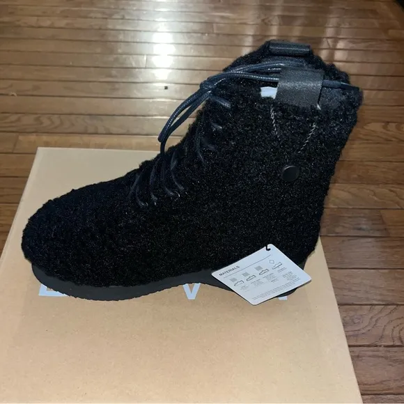 ROAM Combat Crush Cozy Boot Black Women’s Size 6