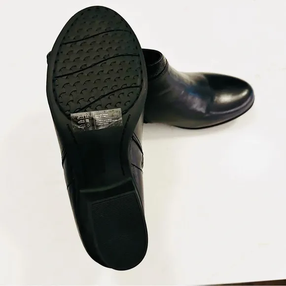 Rockport Carly Side Zip Ankle Bootie | Black Leather | 8.5