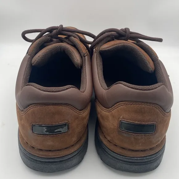 ROCKPORT Men’s Brown Walking Shoes Size 11