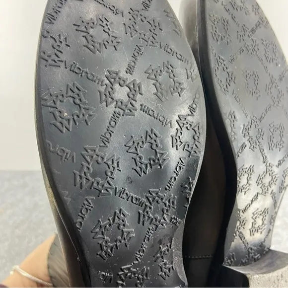 Ron White Gorgeous Dark Grey Leather Ankle Boots Women’s size 37 or US 6.5-7