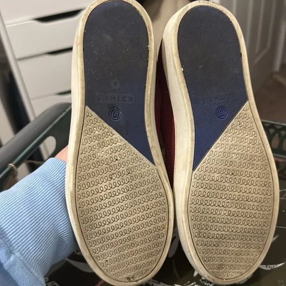 Rothy's maroon Slip On Sneakers Knit Comfort size 6 A00159