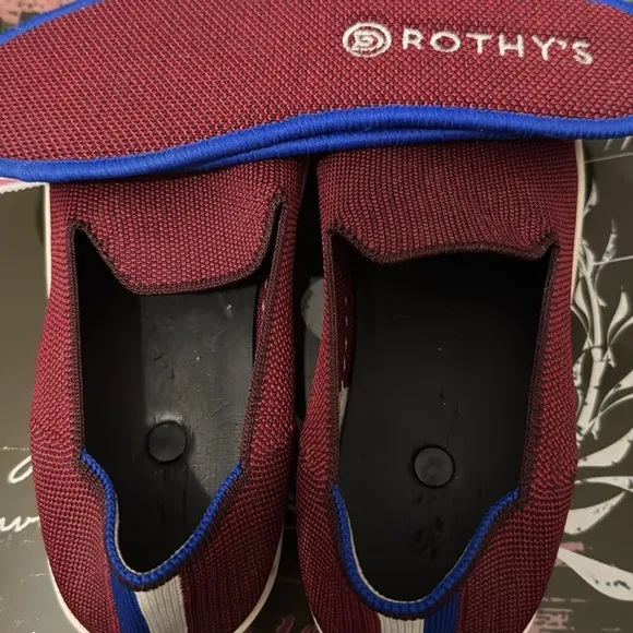 Rothy's maroon Slip On Sneakers Knit Comfort size 6 A00159