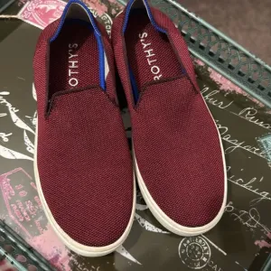 Rothy's maroon Slip On Sneakers Knit Comfort size 6 A00159