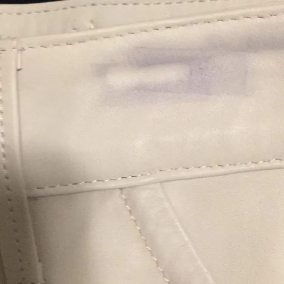 RTA Dash Leather Shorts In Cream