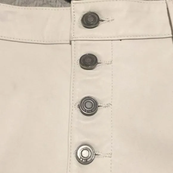 RTA Dash Leather Shorts In Cream