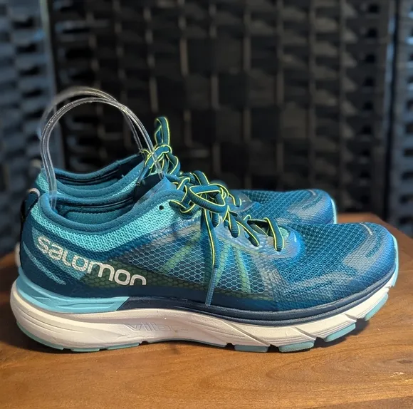 Salomon Women's Blue Running Shoes Excel Used Cond 10 Walking Exercise