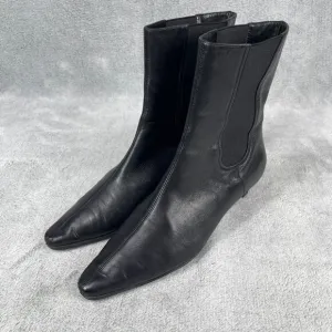Salvatore Ferragamo Women's Boots US 7 Black Leather Almond Toe Chelsea Boots