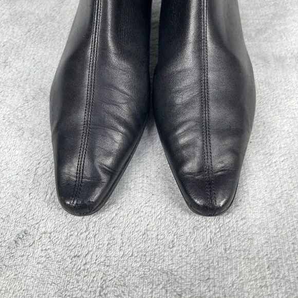 Salvatore Ferragamo Women's Boots US 7 Black Leather Almond Toe Chelsea Boots