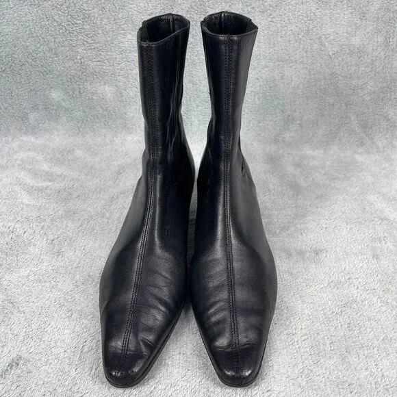 Salvatore Ferragamo Women's Boots US 7 Black Leather Almond Toe Chelsea Boots