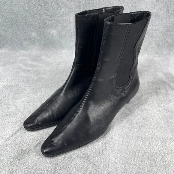 Salvatore Ferragamo Women's Boots US 7 Black Leather Almond Toe Chelsea Boots