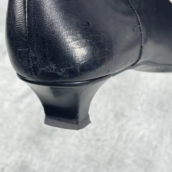 Salvatore Ferragamo Women's Boots US 7 Black Leather Almond Toe Chelsea Boots