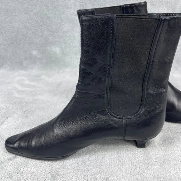 Salvatore Ferragamo Women's Boots US 7 Black Leather Almond Toe Chelsea Boots