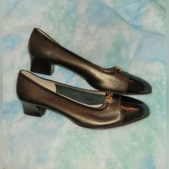 Salvatore Ferragamo Womens Brown Leather patent toecap gancini heels Size 11