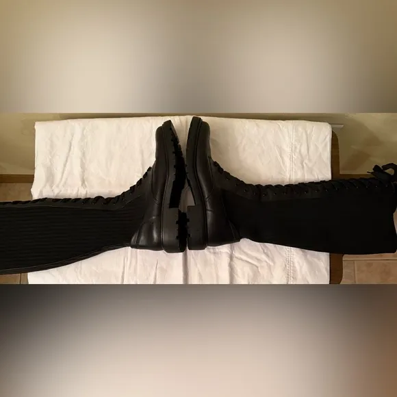 Sam Edelman Lila Lace Up Boots, Lug Soles, EUC, Size 9-1/2