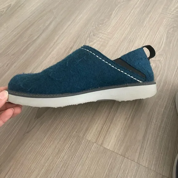 Samuel Hubbard Men's &quot;Spring Back&quot; Royal Blue Felted Fleece shoes