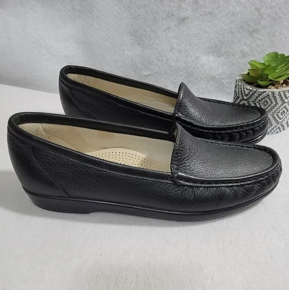 SAS Simplify Black Leather Pebbled Narrow Tripad Comfort Loafers Shoes Size  8N