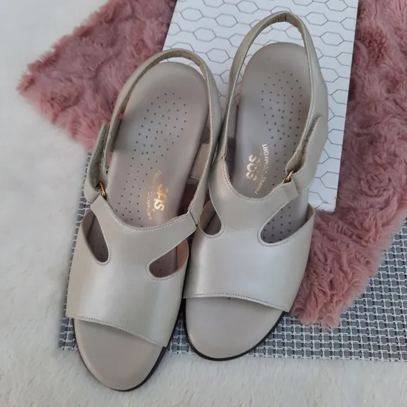 SAS Tripad Suntimer Comfort Slingback Low Block Heel Sandal Dress Shoes 8