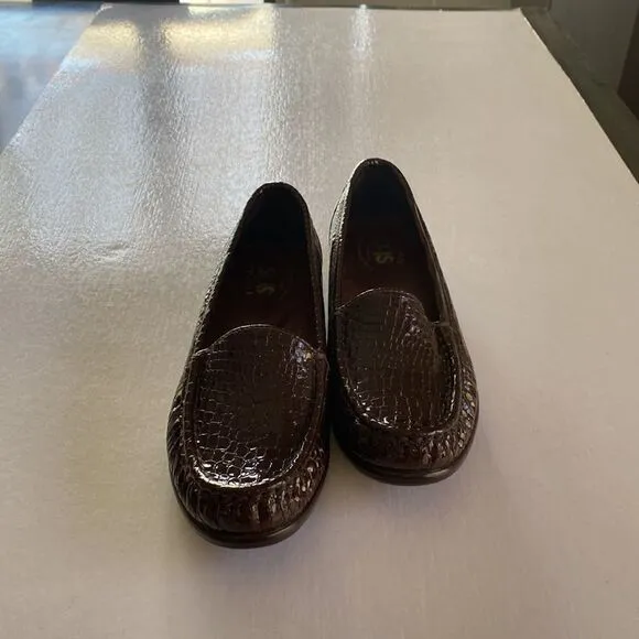 SAS TRIPAD Comfort Foot Bed Women’s Brown Soft Patent Leather Shoes Size 6.5 US