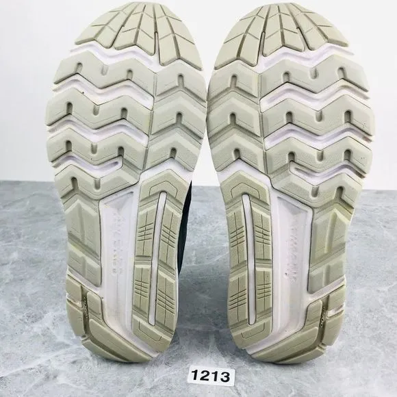 Saucony Echelon 8 Womens size 11.5 Sneakers Gray Running Walking Shoes S10574-55