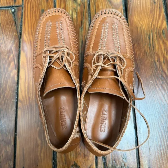 SCHUTZ women’s Maddy whipstitch Lace-Up Loafers Size 10