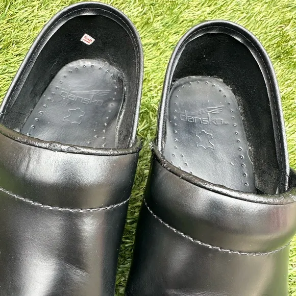 Set of 2 Dansko Professional Clogs Nursing Culinary Teacher Comfort Shoes Sz 39
