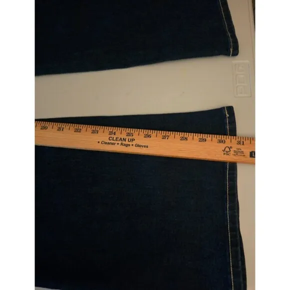 Seven7 Ladies Slimming Silhouette Premium Soft Stretch Denim Slim Flare Jean 14