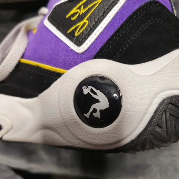 Shaq Bsketball ShoesPurple and Black Performance Sneakers with Chunky Silhouette