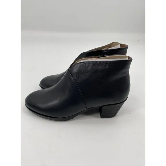 Shoes for Crews Women's Delilah Black Leather Zip Booties Work Shoes Size 8.5