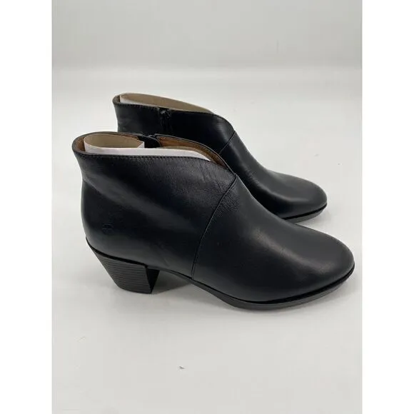 Shoes for Crews Women's Delilah Black Leather Zip Booties Work Shoes Size 8.5
