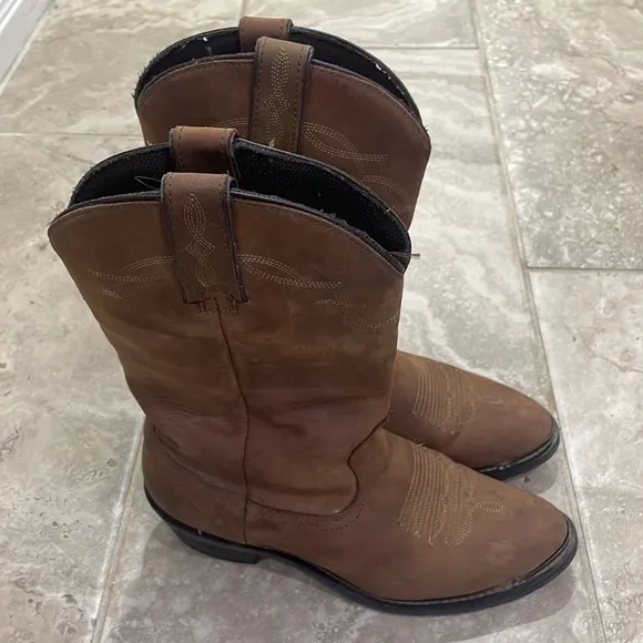 SHYANNE WOMEN'S BROWN SLOUCH WESTERN BOOTS - MEDIUM TOE SZ 7.5