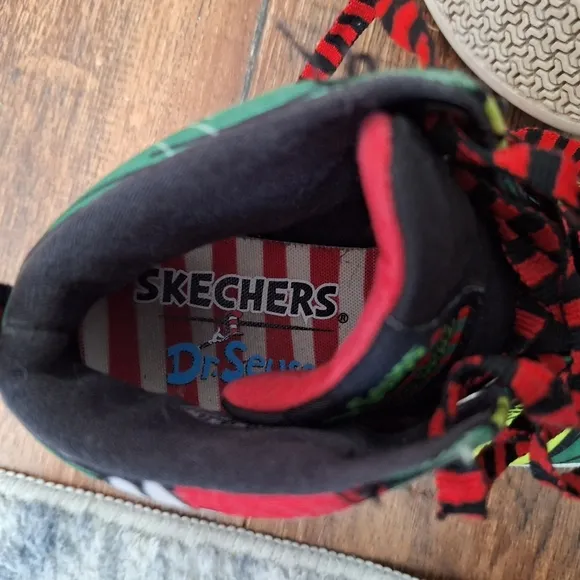 Skechers Dr.Seuss Grinch Sneakers Kids Size 13
