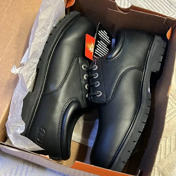 SKECHERS - Work: Cottonwood - Cantix in Black