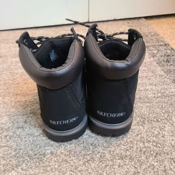 Sketchers black size 5 steel toe boots like new