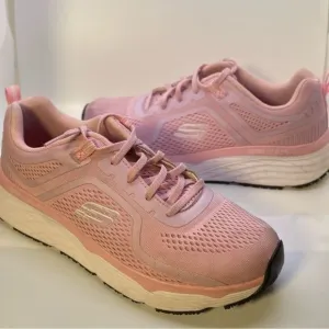Sketchers Ultra Go Work nonslip bottom 9.5 EUC :)🔥