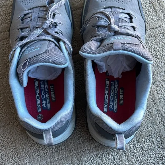 Sketchers work sneakers 8.5 wide