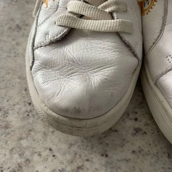 Soludos shine on classic sneakers