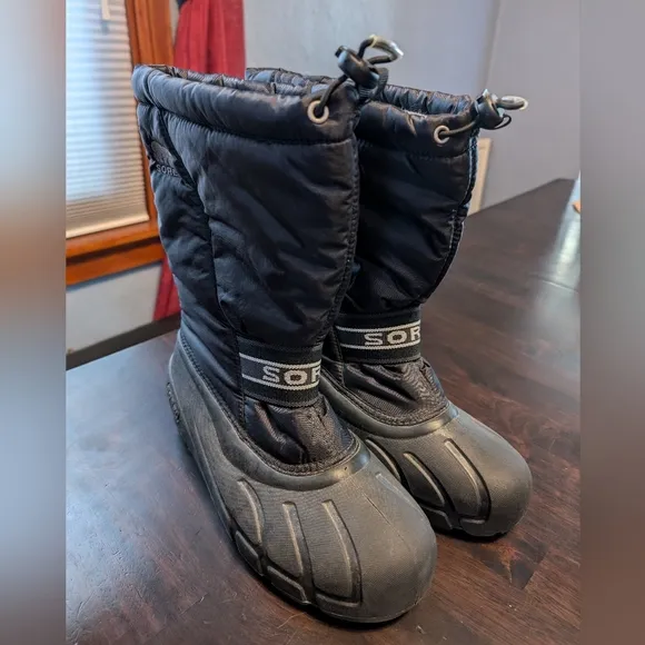 Sorel Black Lined Waterproof Boots, Mens 7 EUC
