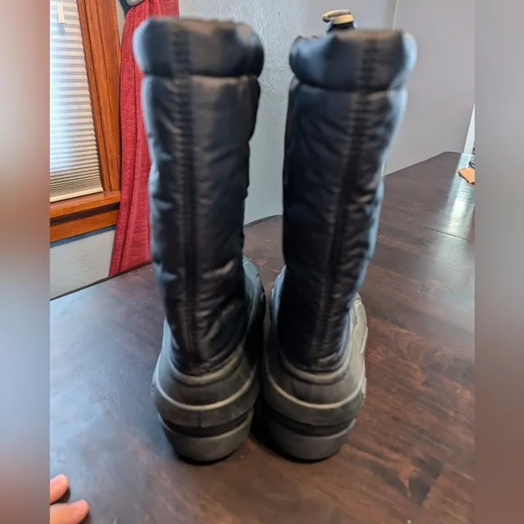 Sorel Black Lined Waterproof Boots, Mens 7 EUC