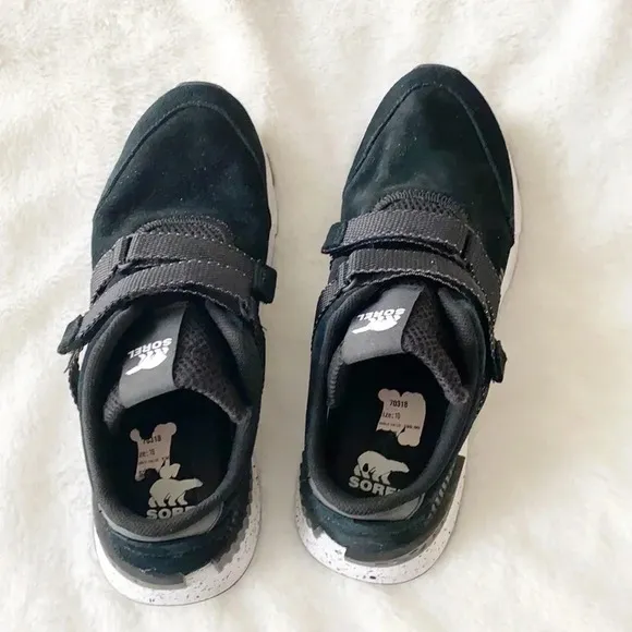 Sorel black/white kinetic lite strap sneakers