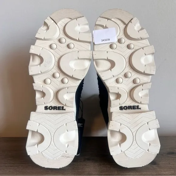 SOREL Brex Cozy Lace Women's Boot Size 6.5 SKU#243239