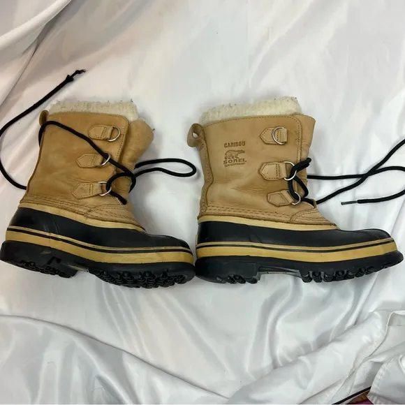Sorel Caribou Buff Colored Winter Boots, size 2