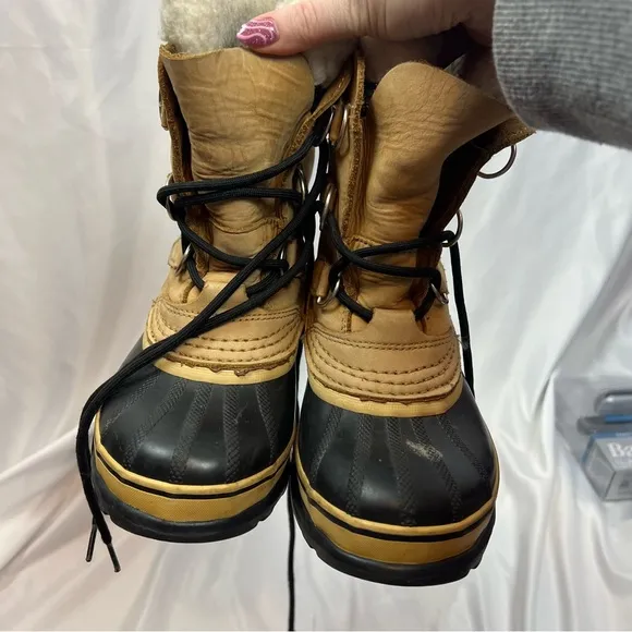 Sorel Caribou Buff Colored Winter Boots, size 2