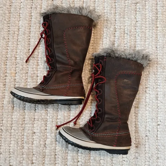 SOREL Cate The Great Red Laces in RARE Deco Color Way Size USA 6