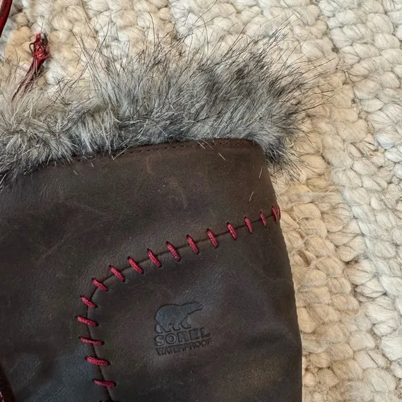 SOREL Cate The Great Red Laces in RARE Deco Color Way Size USA 6