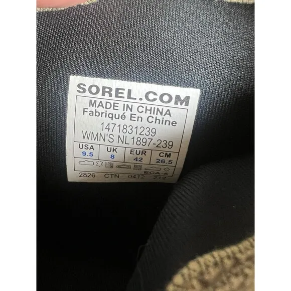 Sorel Conquest Carly Womens Boots NL2033-281 Sz 9 1/2 Waterproof Hiking Camping
